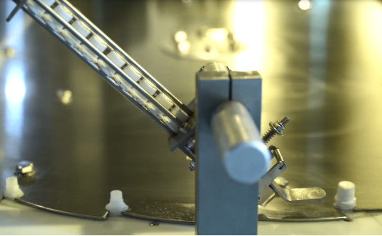 맞춤형 스푸트 포지 채용 캡 머신 가방 범위 W 70-210mm L 70-350mm